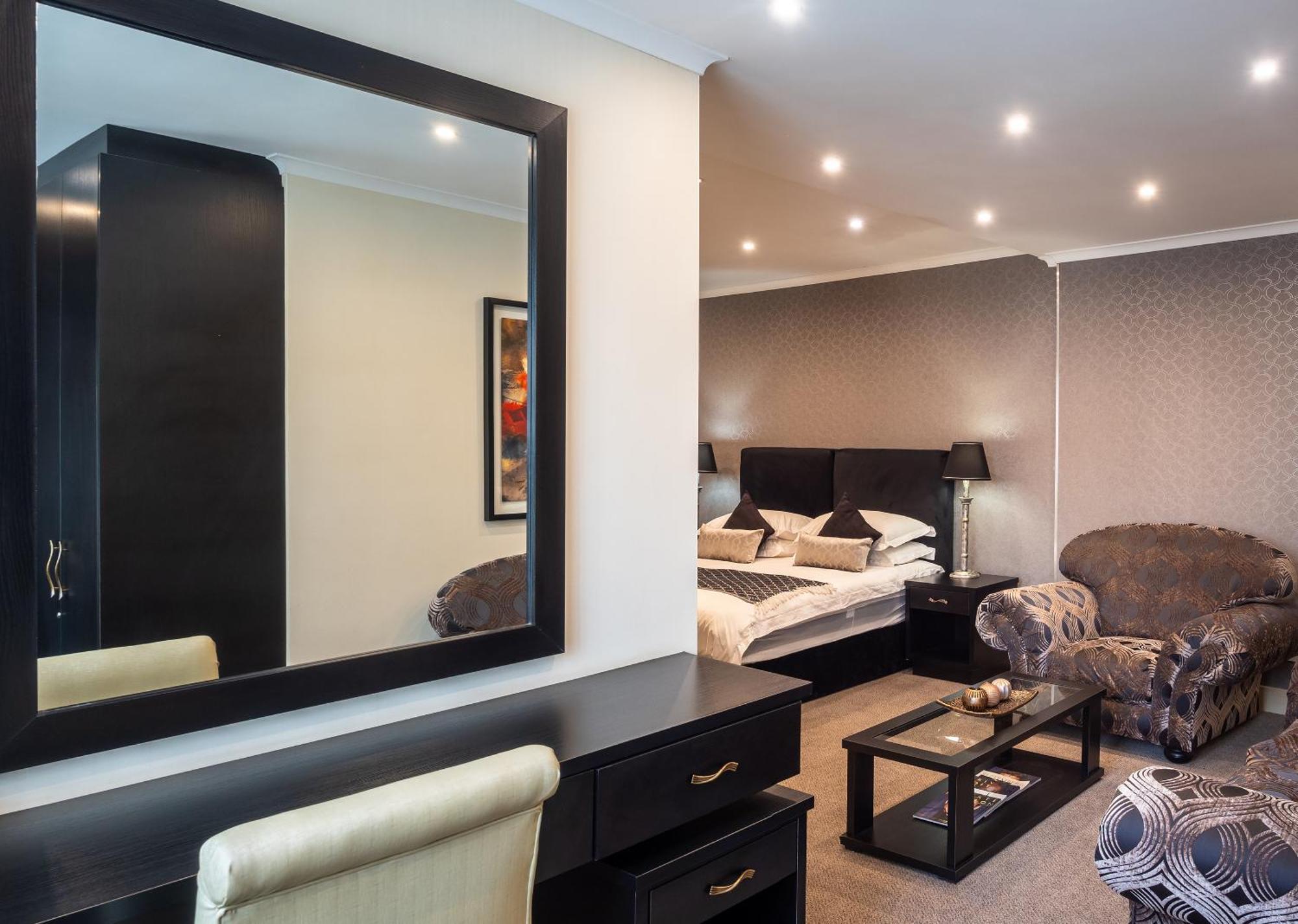 10 2Nd Avenue Houghton Estate By Dream Resorts Johannesburg Room photo